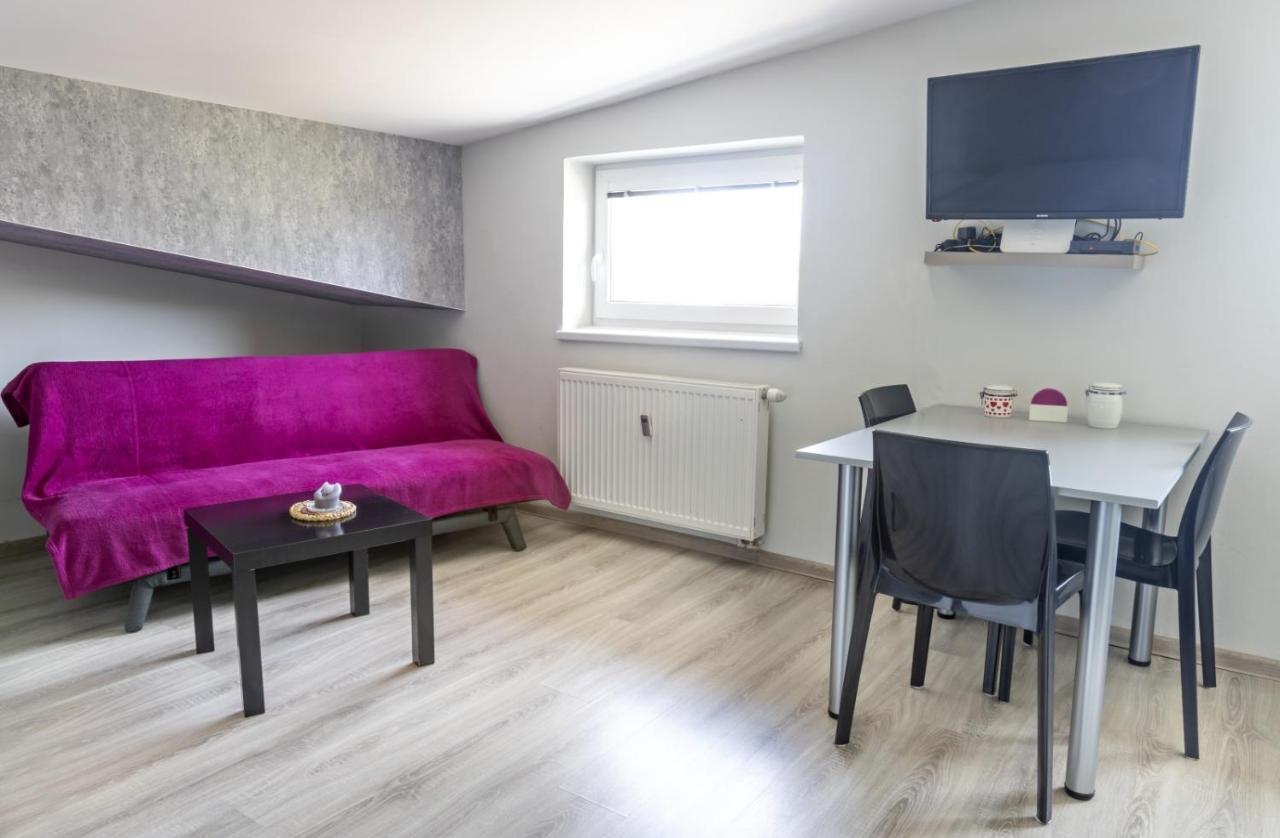 Apartman Theo Вельки-Славков Экстерьер фото
