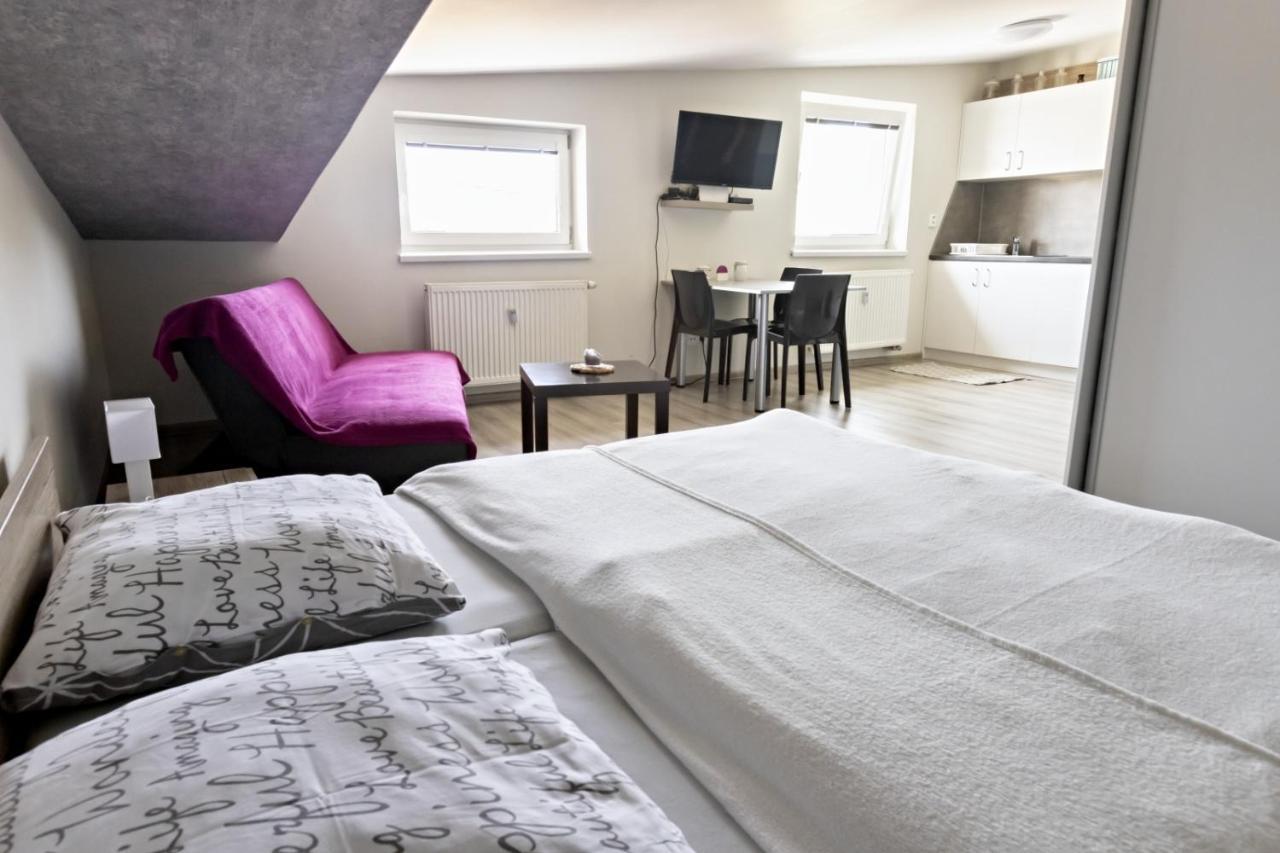 Apartman Theo Вельки-Славков Экстерьер фото